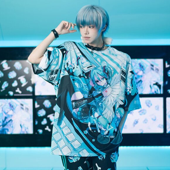 ACDC RAG x Hatsune Miku Forever Black Mint Oversized Tee - Picture 2 of 8
